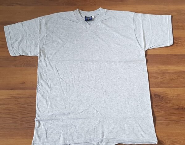 STOCK DE CAMISETAS BÁSICAS. - Imagen 8