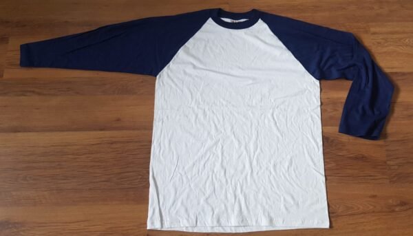 STOCK DE CAMISETAS BÁSICAS. - Imagen 6