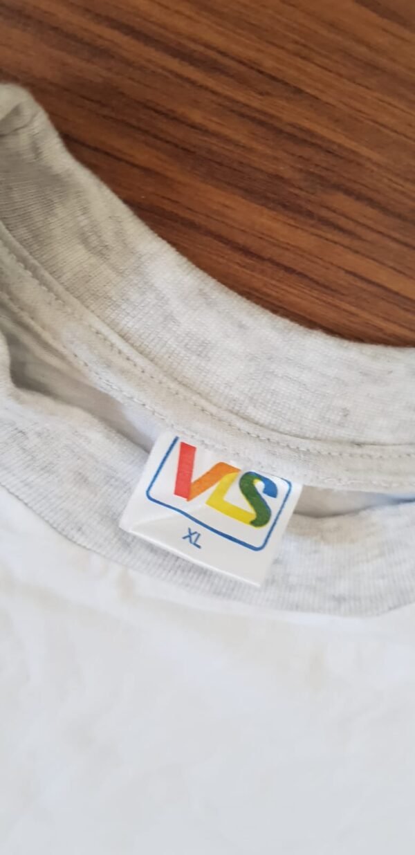 STOCK DE CAMISETAS BÁSICAS. - Imagen 9