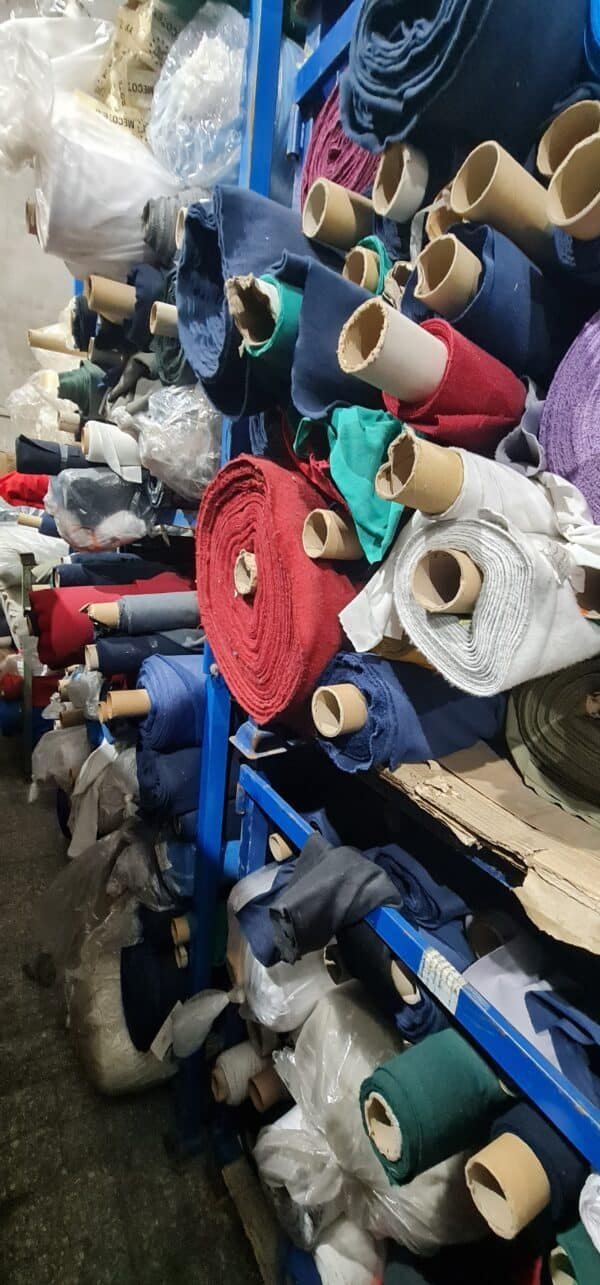 TEJIDOS PARA CONFECCIÓN - FABRICS FOR CLOTHING - Imagen 22